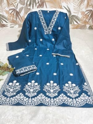 Alternative view of stitched AK 1026 Tredisnal cord set Fabric Top heavy reyon cottan with embrodery work Pant Fabric Heavy reyon  with embrodery work