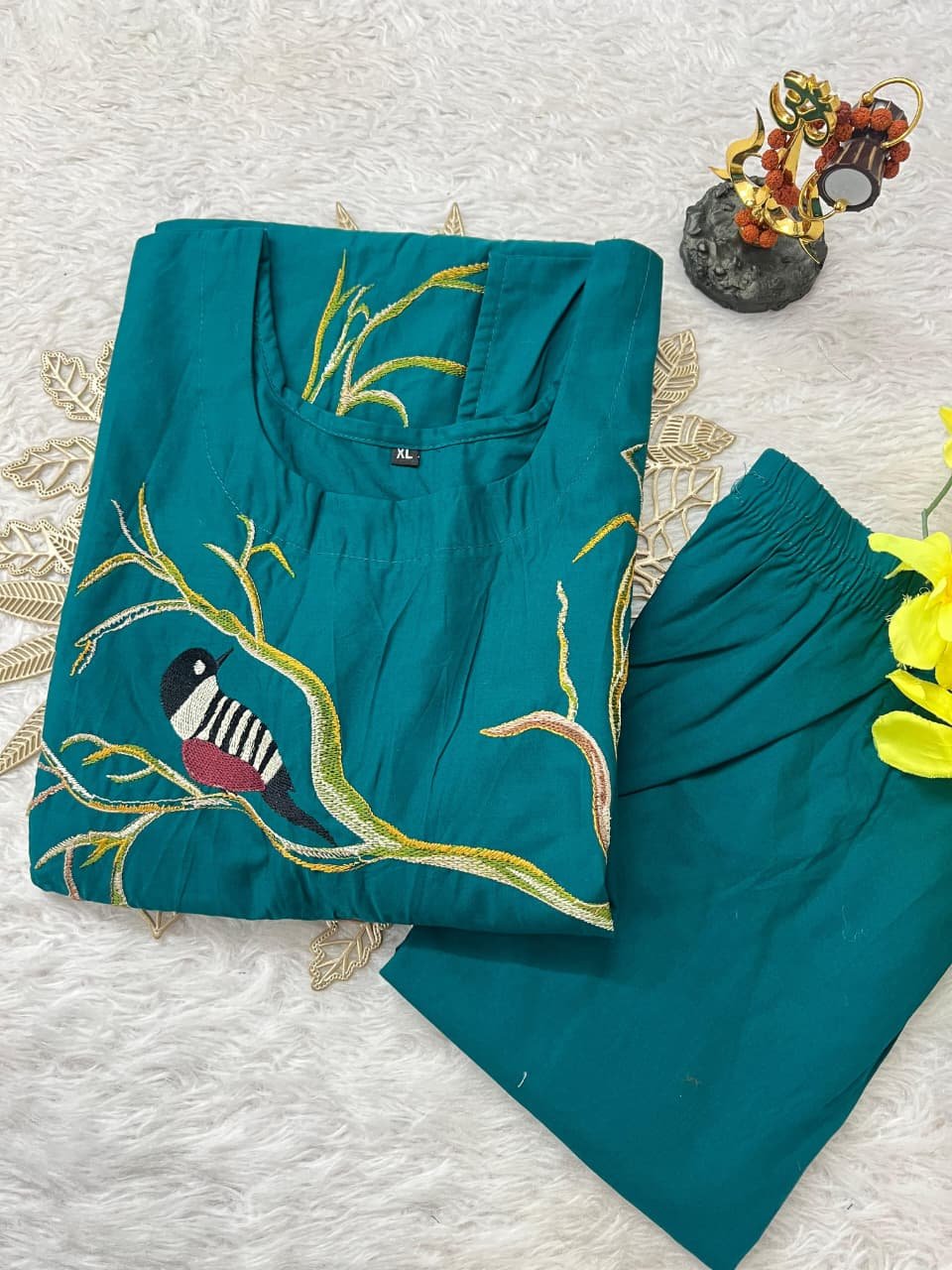 STRIGHT CUT KURTI WITH PLAZO Fabric: cotton:Stitch - Image 3