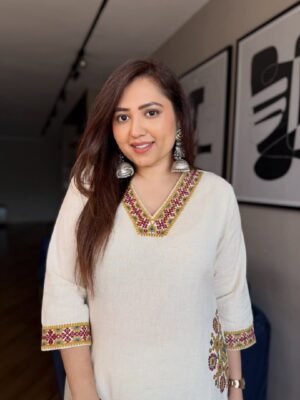 Alternative view of LAUNCHING BEAUTIFUL COTTON 2PC SET