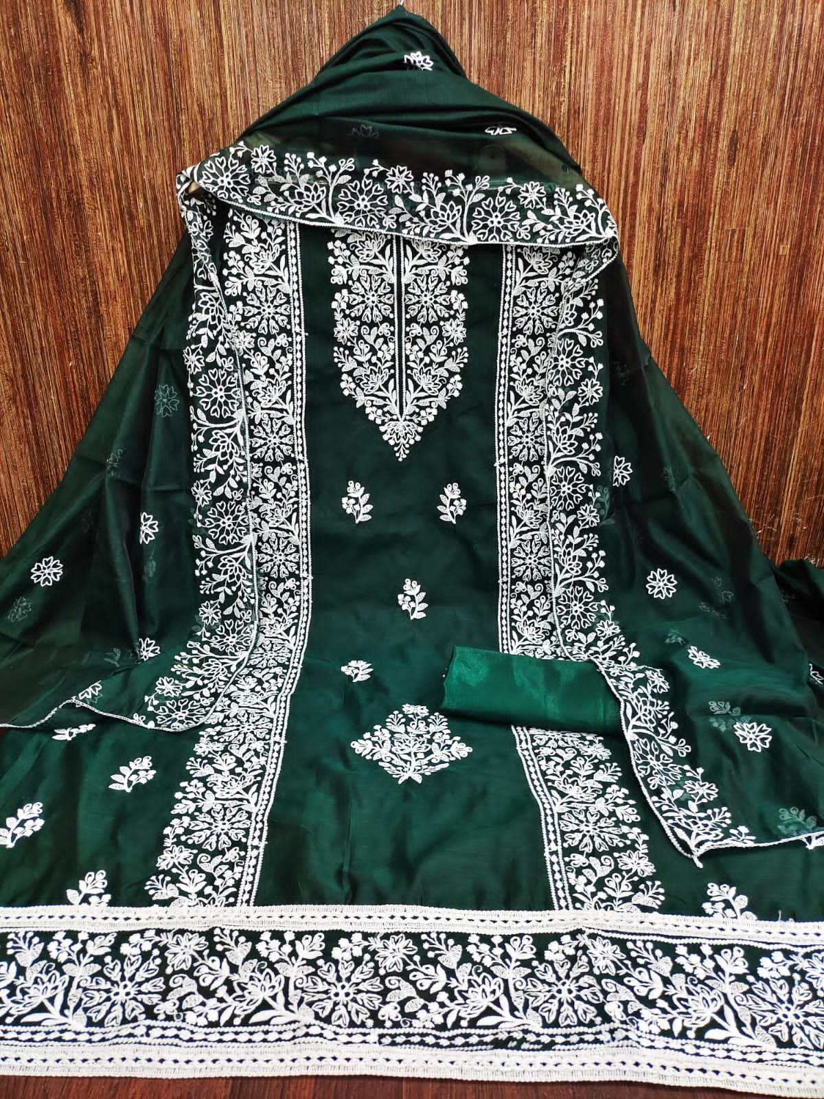 ʙʟᴏᴄᴋʙᴜsᴛᴇʀ ʜɪᴛ ᴄᴏʟʟᴇᴄᴛɪᴏɴs Designer Unstitched Kurta Pant Dupatta Set