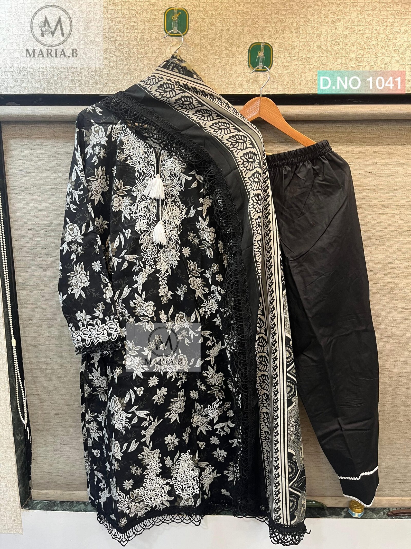 FULL STITCHED COTTON TOP WITH SELF EMBROIDERY ON NECK & DAMAN WITH FANCY TUSSELS, STYLING IN NECK, SLEEVES & DAMAN