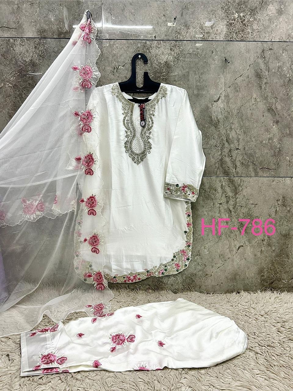 New Catalogue in pakistani... *Full Stitched - Image 2