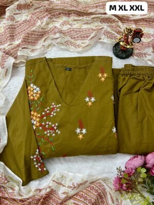 Alternative view of New CottoN Anarkali kurta set with Cotton Pant & Malmal Dupatta with tier pattern