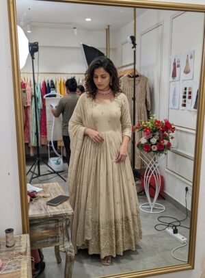 Launching New Design Trending Cinon Silk*Gwon&Pent&dupatta  Reddy To Wear Look Design
