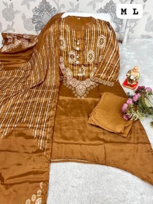 Alternative view of Beautiful Heavy Banana Silk Suit Set ✨ Premium heavy silk fabric with elegant traditional print & stylish neckline. Soft, comfortable & perfect for festive and casual wear.