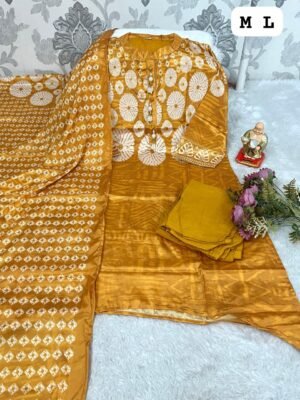 Beautiful Heavy Banana Silk Suit Set ✨ Premium heavy silk fabric with elegant traditional print & stylish neckline. Soft, comfortable & perfect for festive and casual wear.