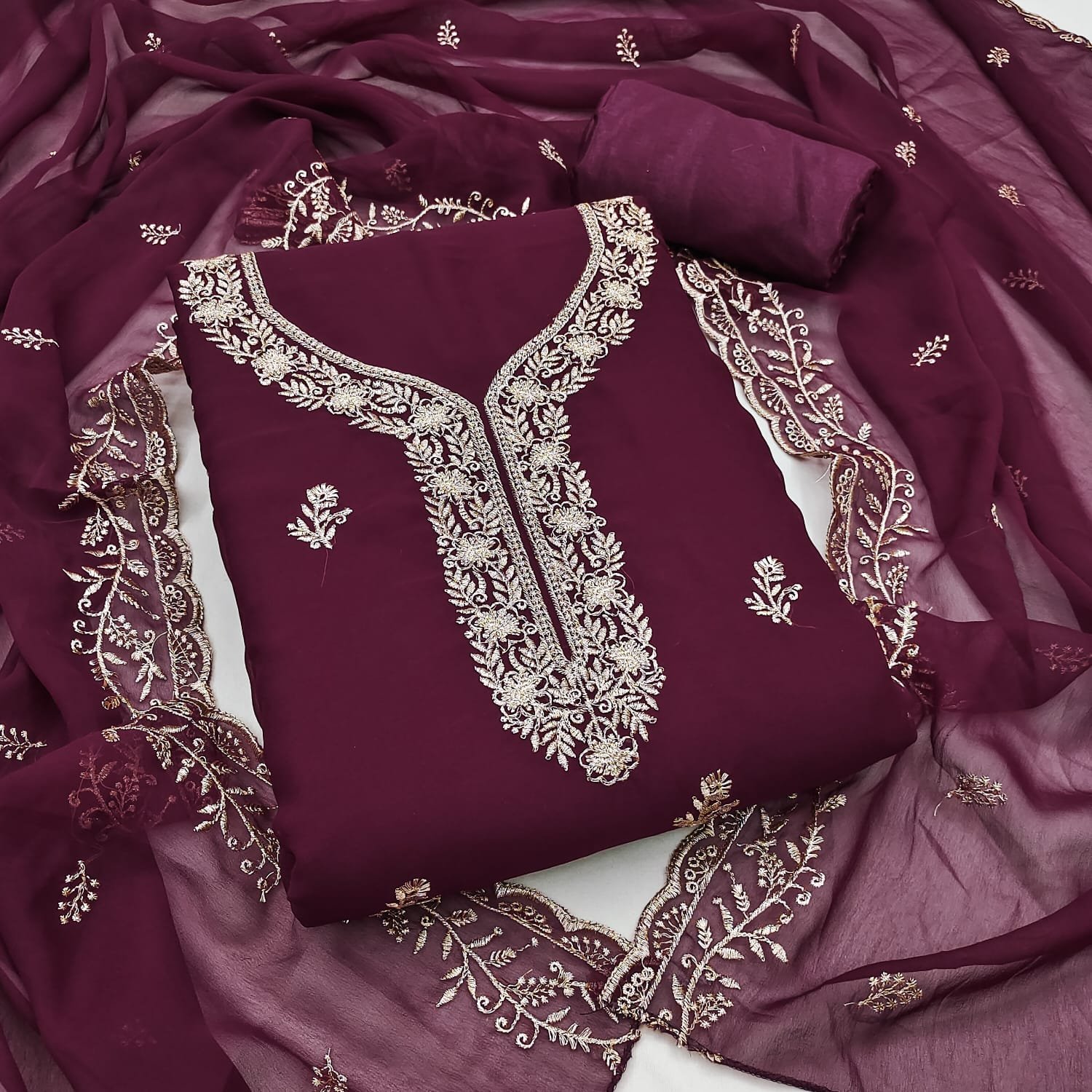 Top Fabric- georgette with heavy Jari full work - Image 4