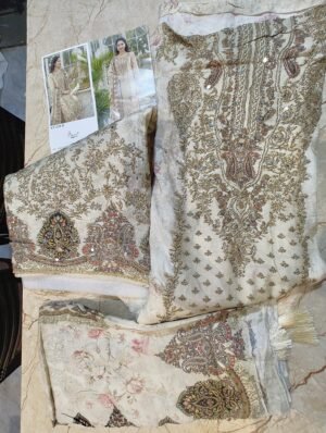 Alternative view of Very Beautiful Maslin Collection