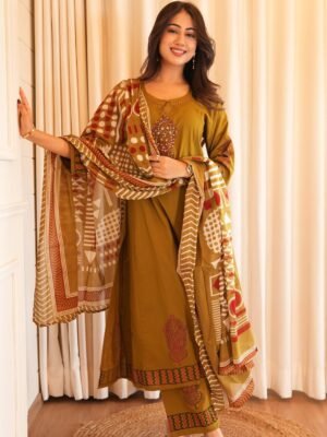 Upgrade your ethnic wardrobe with this elegant Jaipuri cotton suit set, crafted in premium 60x60 soft cotton fabric for all-day comfort. Featuring authentic Bagru print with traditional motifs, this outfit reflects timeless Rajasthani craftsmanship