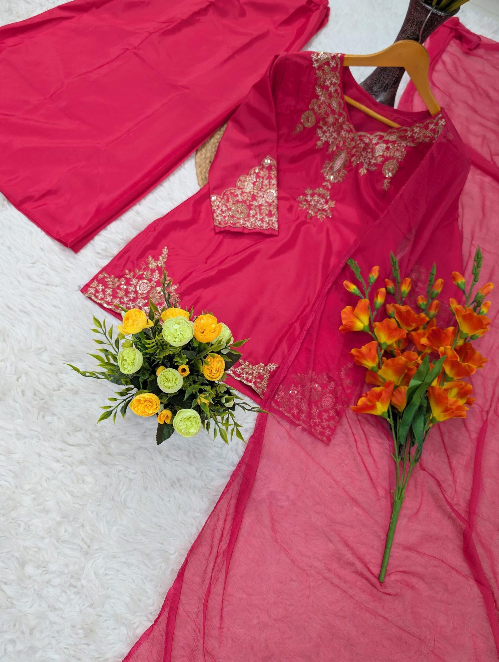 WOMEN'S PURE NATURAL CRAPE EMBROIDERED SARARA SET'S - Image 2