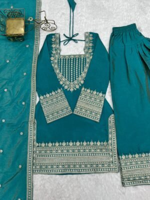 Alternative view of This colourfull  & fresh look outfit is perfect for upcoming festivities and weddings which provides you more comfort and style
