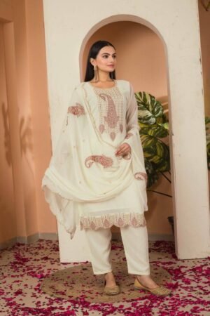 AK collection is Launching New Festival  kurti pair