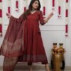 Look straight out of a dreamy movie set as  you turn around and walk in this elegant flaired suit ! The perfect of traditional wear*  New anarkali kurta set with new style... parrten