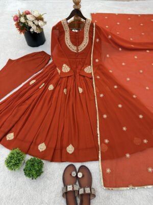 Alternative view of "Elegant Coading Work Designer Three Piece Set"