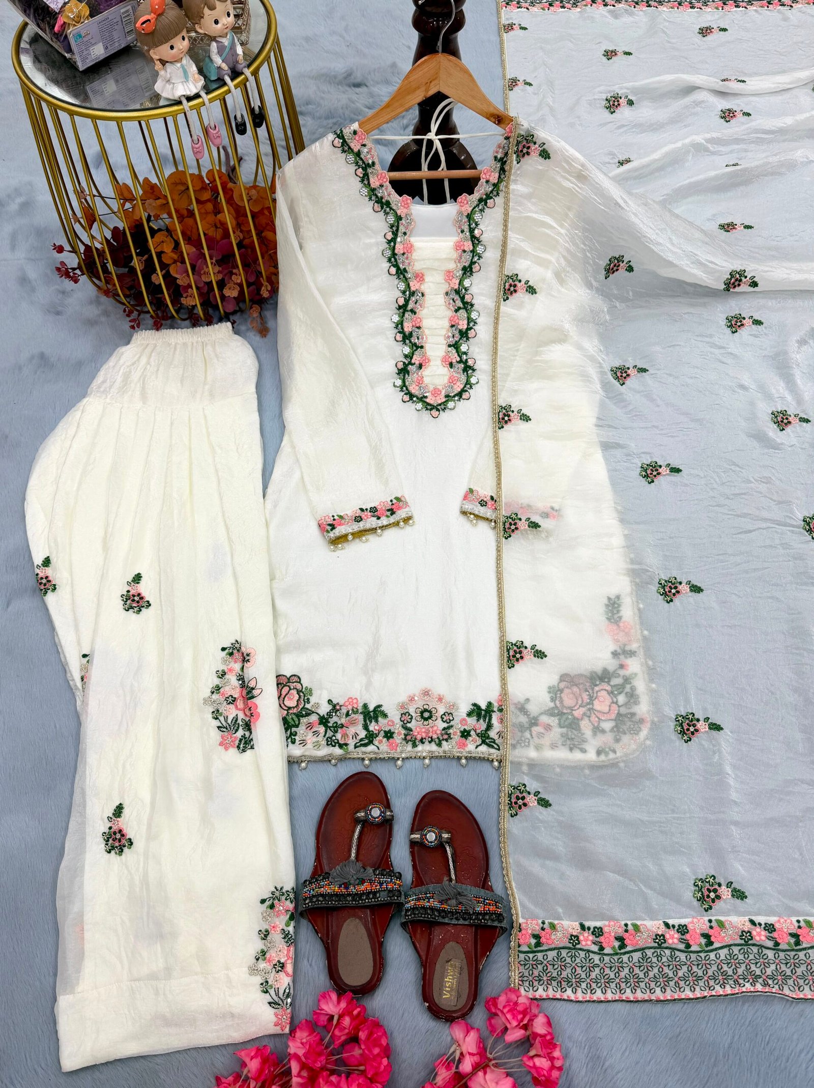 Launching New Đěsigner Party Wear Look Pur Fendi Silk Top & Farshi Palazzo With Dupatta set - Image 2