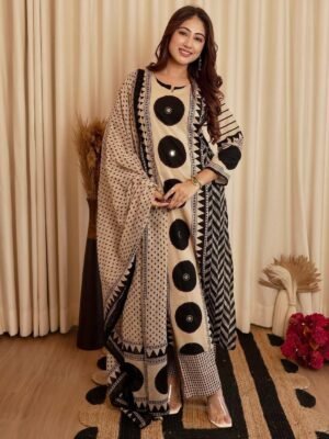Step into timeless elegance with this beautiful Ajrakh handblock printed suit set