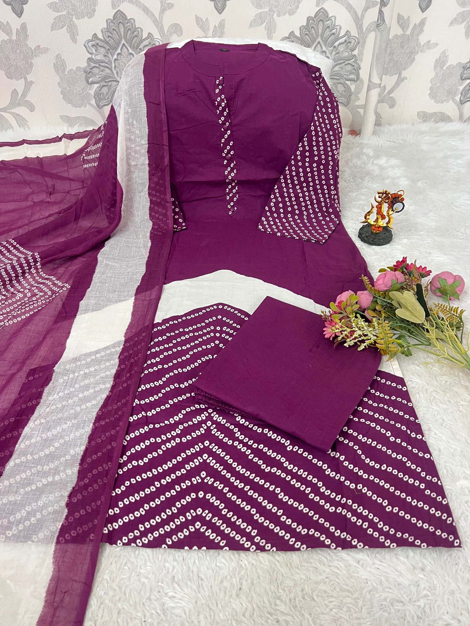 Looking to update your ethnic wardrobe Check out this stunning Bandhani Suit Set—perfect for daily wear, office, or small gatherings! - Image 2