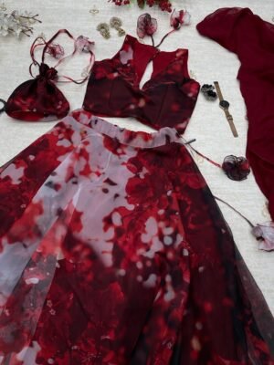 Alternative view of With Ri8 Fashion Every women would be FLAME