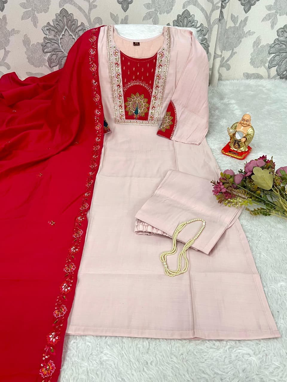 PREMIUM PEACOCK THREAD WORK KURTI SET - Image 5