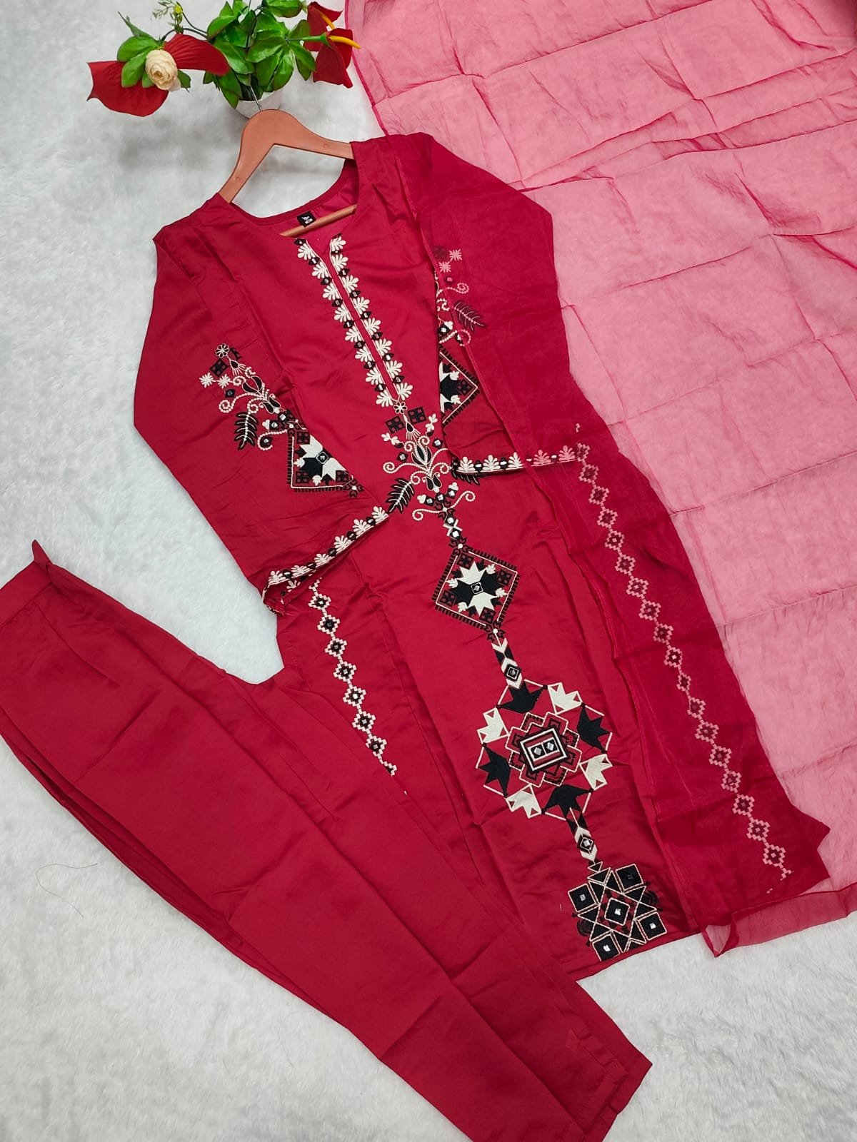Today We are Launching Exclusively Readymade Pakistani Suits & Party Wear Collection ... - Image 6