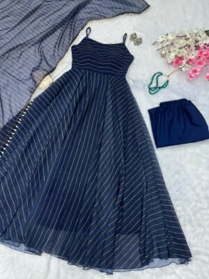 Alternative view of With Ri8 Fashion Every women would be FLAME