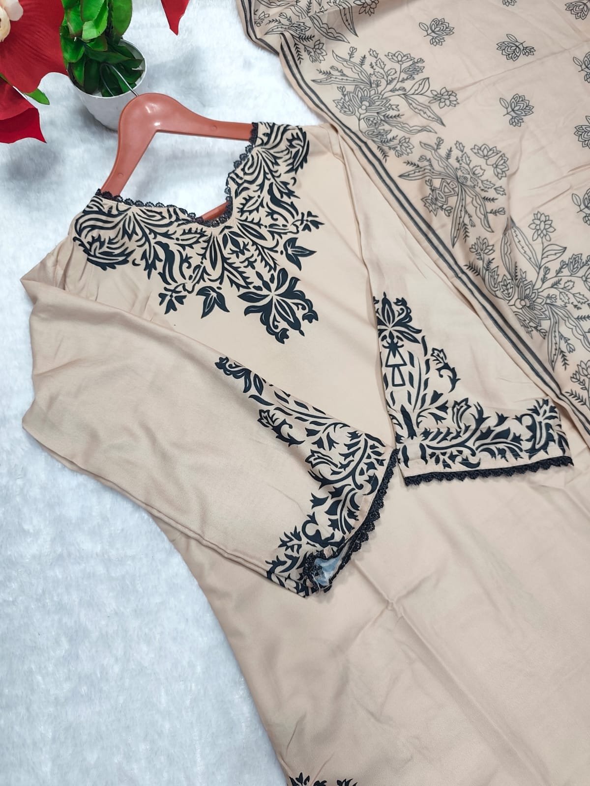 New Launch Alert: Dive into the charm of Pakistani Prints & Intricate Embroidery. - Image 2