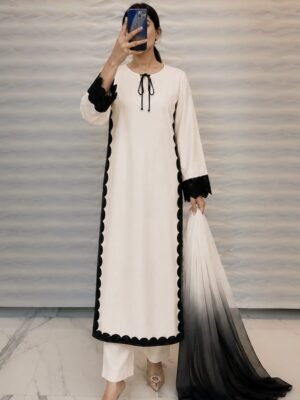 STUNNING PICK FOR DAILY WEAR, OFFICE & CASUAL OUTINGS