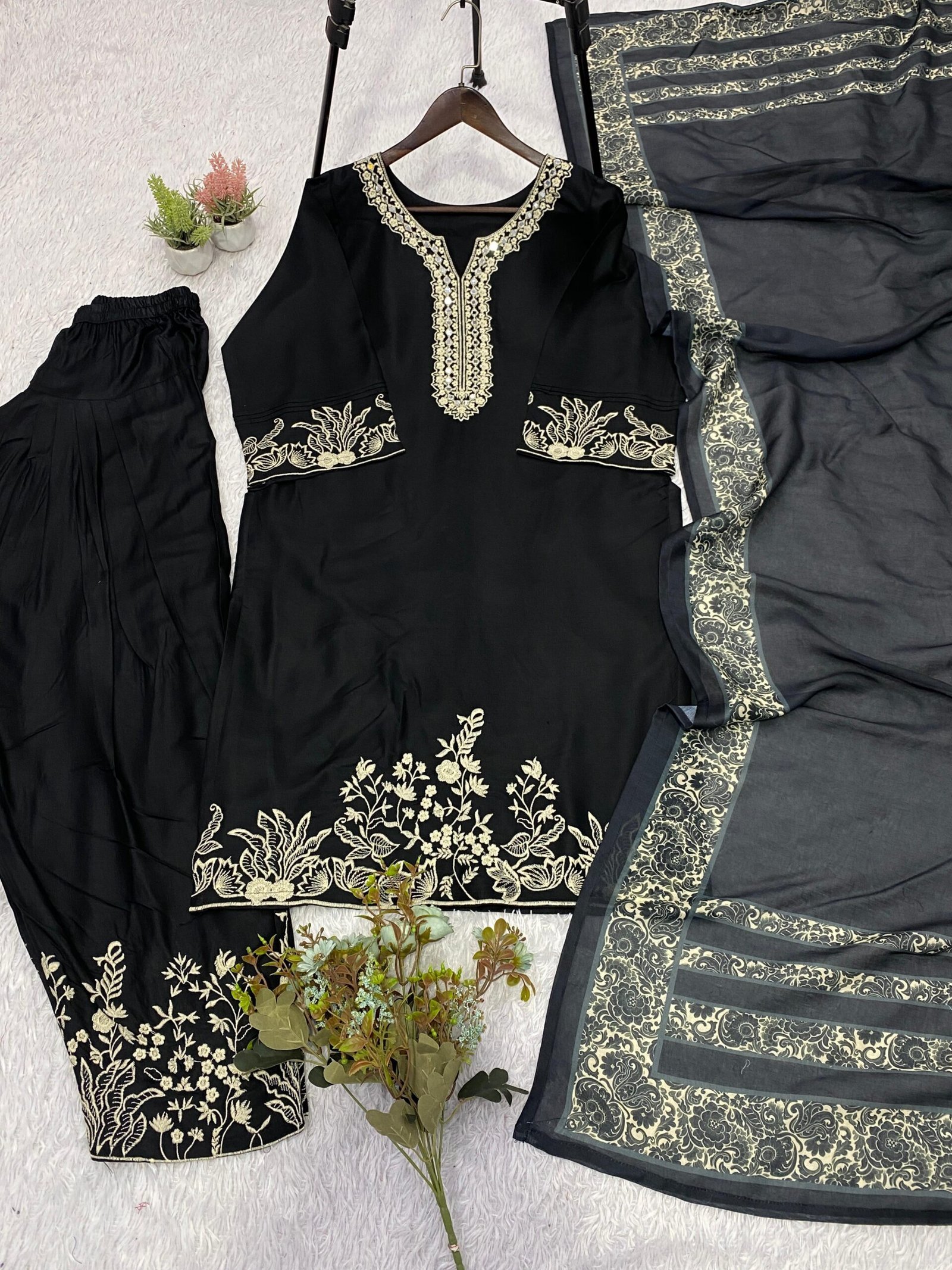 THIS SEASON WEAR OUR BEAUTIFUL REAL MIRROR WITH EMBROIDERED TOP , SALWAAR WITH DUPATTA - Image 4