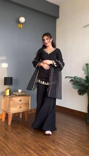 WOMEN'S HEAVY SILK CREPE KURTA SET'S