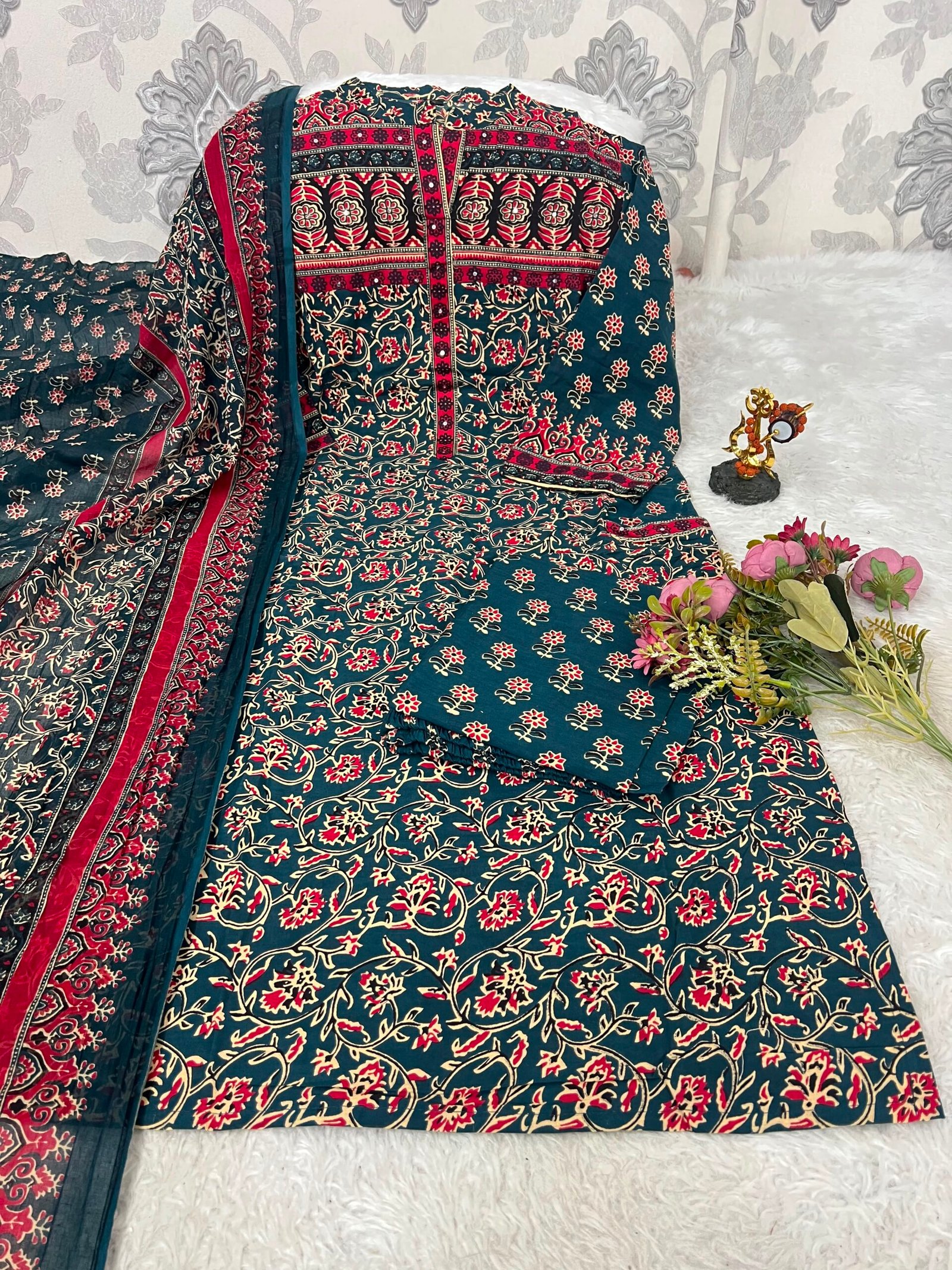 NEW LAUNCH: Meher Floral Cotton Set Get ready for compliments! This stunning 3-piece suit set brings together rich traditional style and maximum comfort for your everyday wear or special outings - Image 3