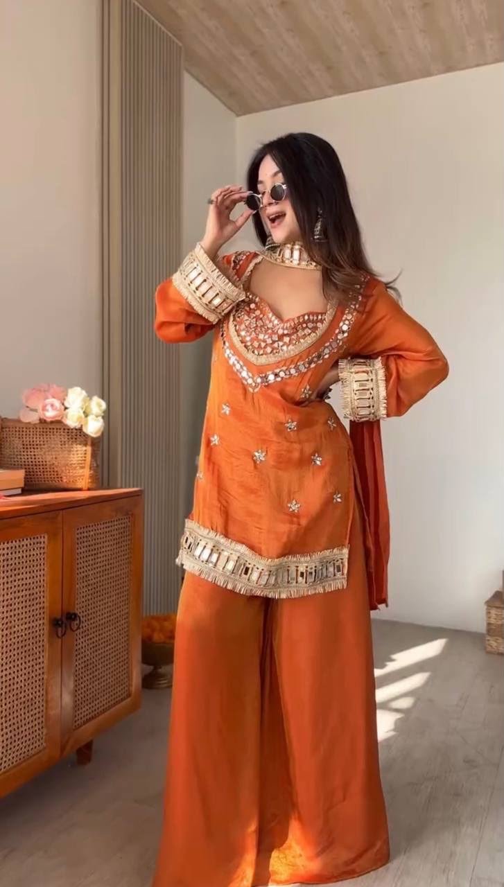 Category: Women’s Ethnic Wear - Image 3
