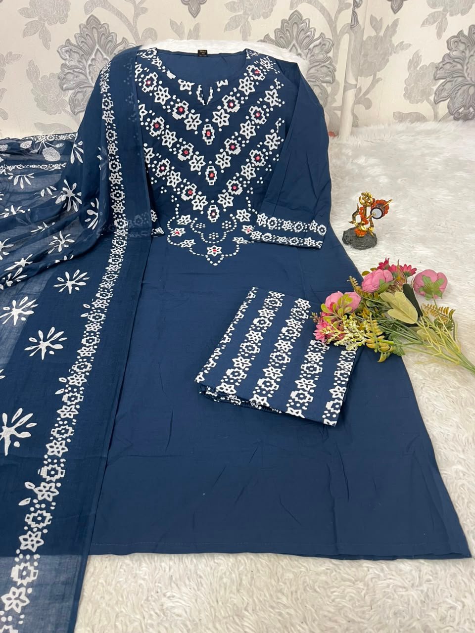 Looking to update your ethnic wardrobe? Check out this stunning Bandhani Suit Set—perfect for daily wear, office, or small gatherings - Image 3