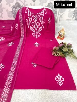 Looking to update your ethnic wardrobe? Check out this stunning Bandhani Suit Set—perfect for daily wear, office, or small gatherings