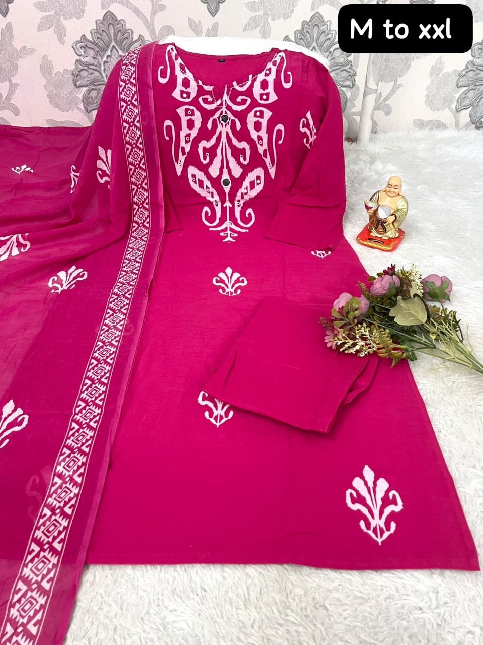 Looking to update your ethnic wardrobe? Check out this stunning Bandhani Suit Set—perfect for daily wear, office, or small gatherings