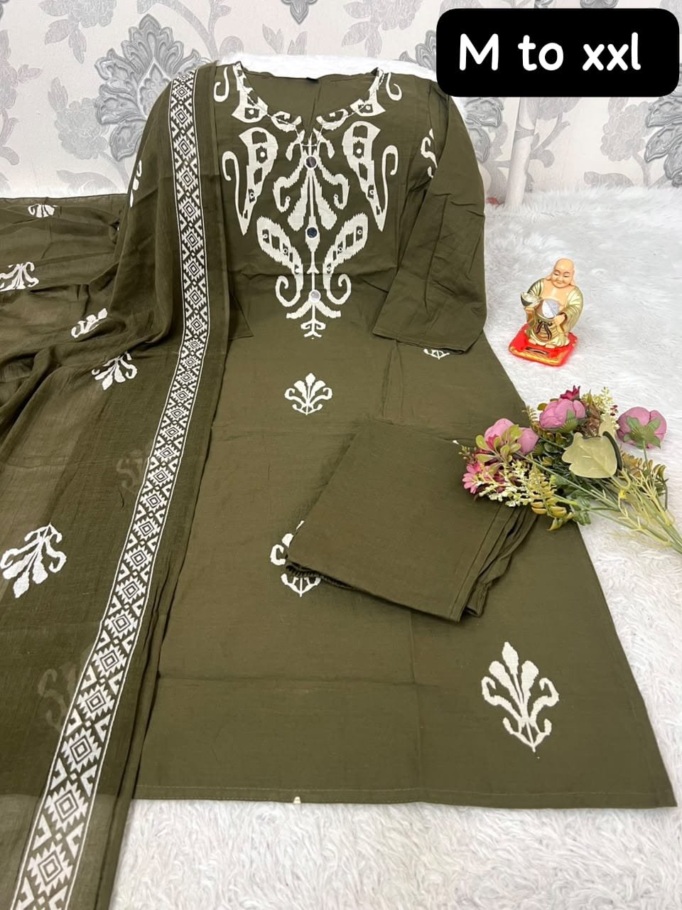 Looking to update your ethnic wardrobe? Check out this stunning Bandhani Suit Set—perfect for daily wear, office, or small gatherings - Image 4