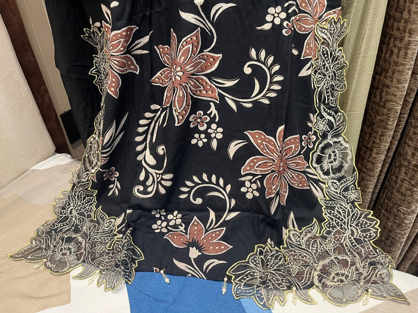 FULL STITCHED RAYON PRINTED WITH EMBROIDERY NECK/SLEEVES AND DAMAN WITH CUTWORK/TUSSELS - Image 9