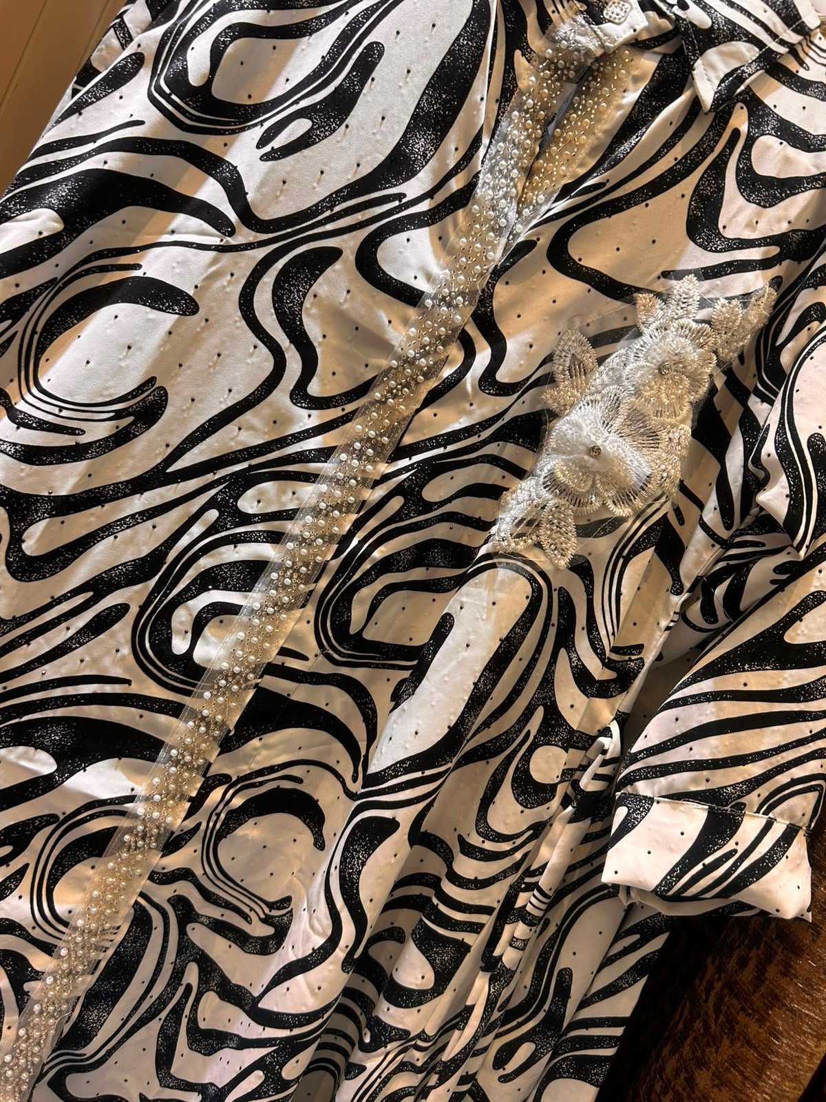 EXQUISITE IMPORTED BEAUTIFUL LONG PRINTED CO-ORDS - Image 4