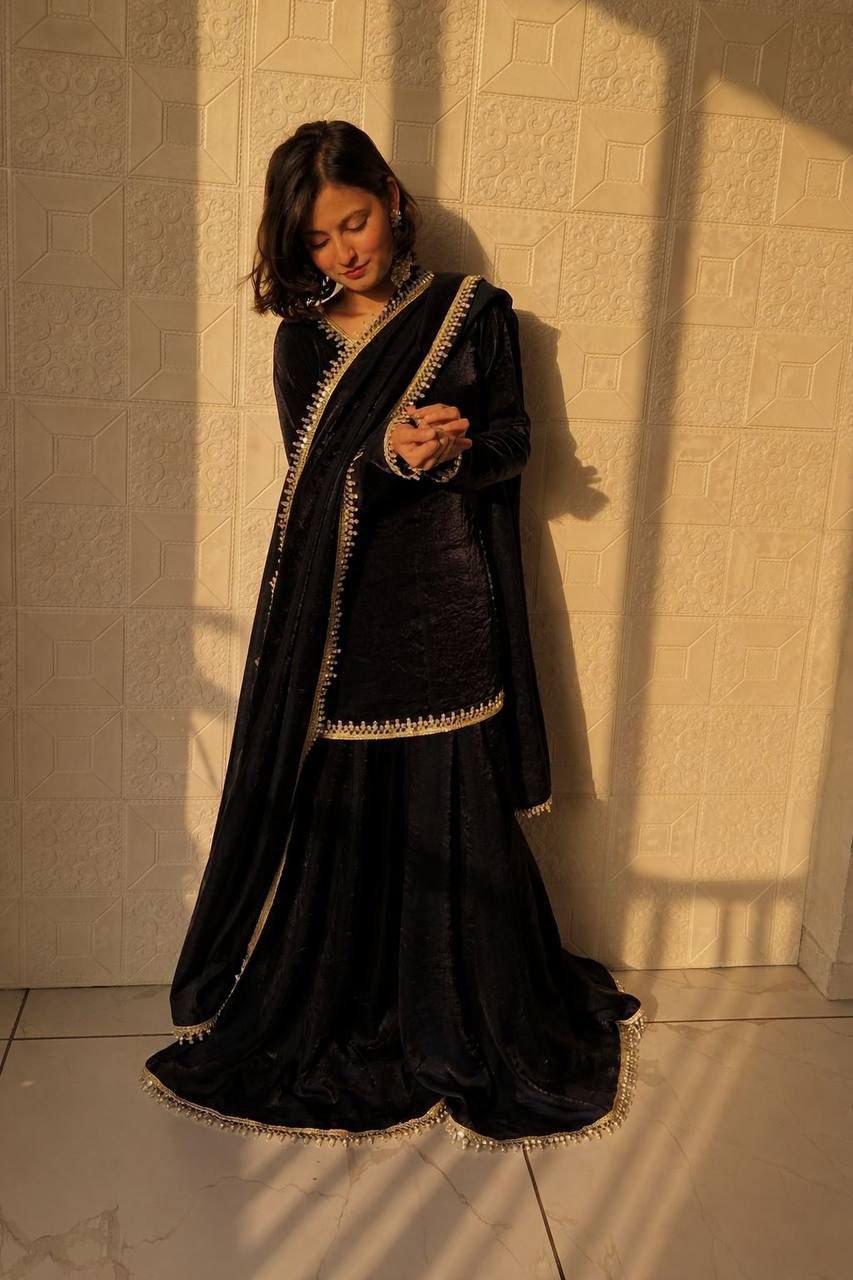 AK-Series New Designer Party Top Pallazo & Dupatta Set - Image 3