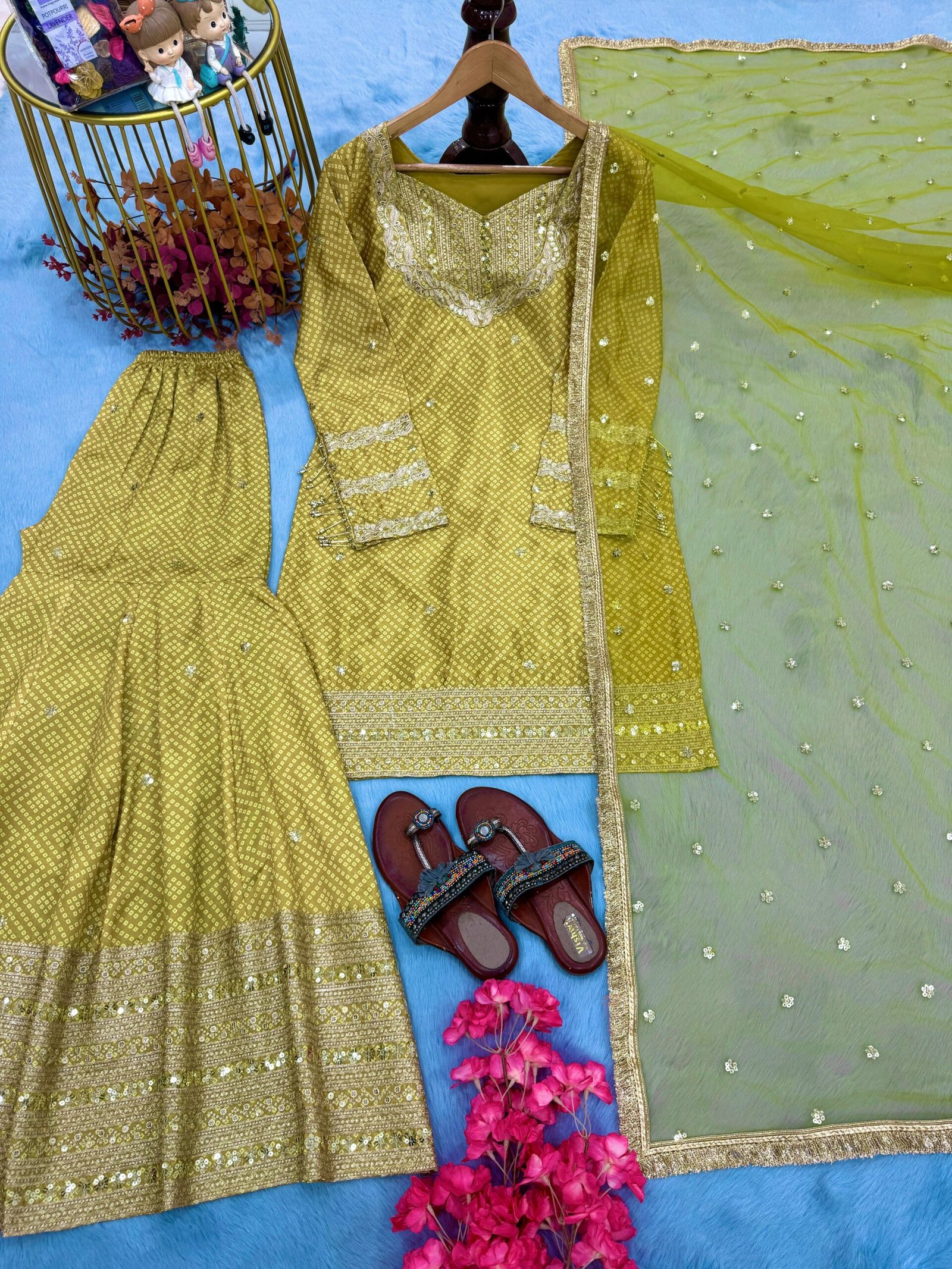 Launching New Đěsigner Party Wear & Festival Look Pur Printed Chinon Silk Top-Blouse & Palazzo With Dupatta set - Image 4