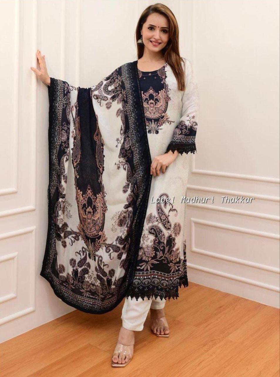 The comfort and style they offer can make them a great addition to your wardrobe - Image 3