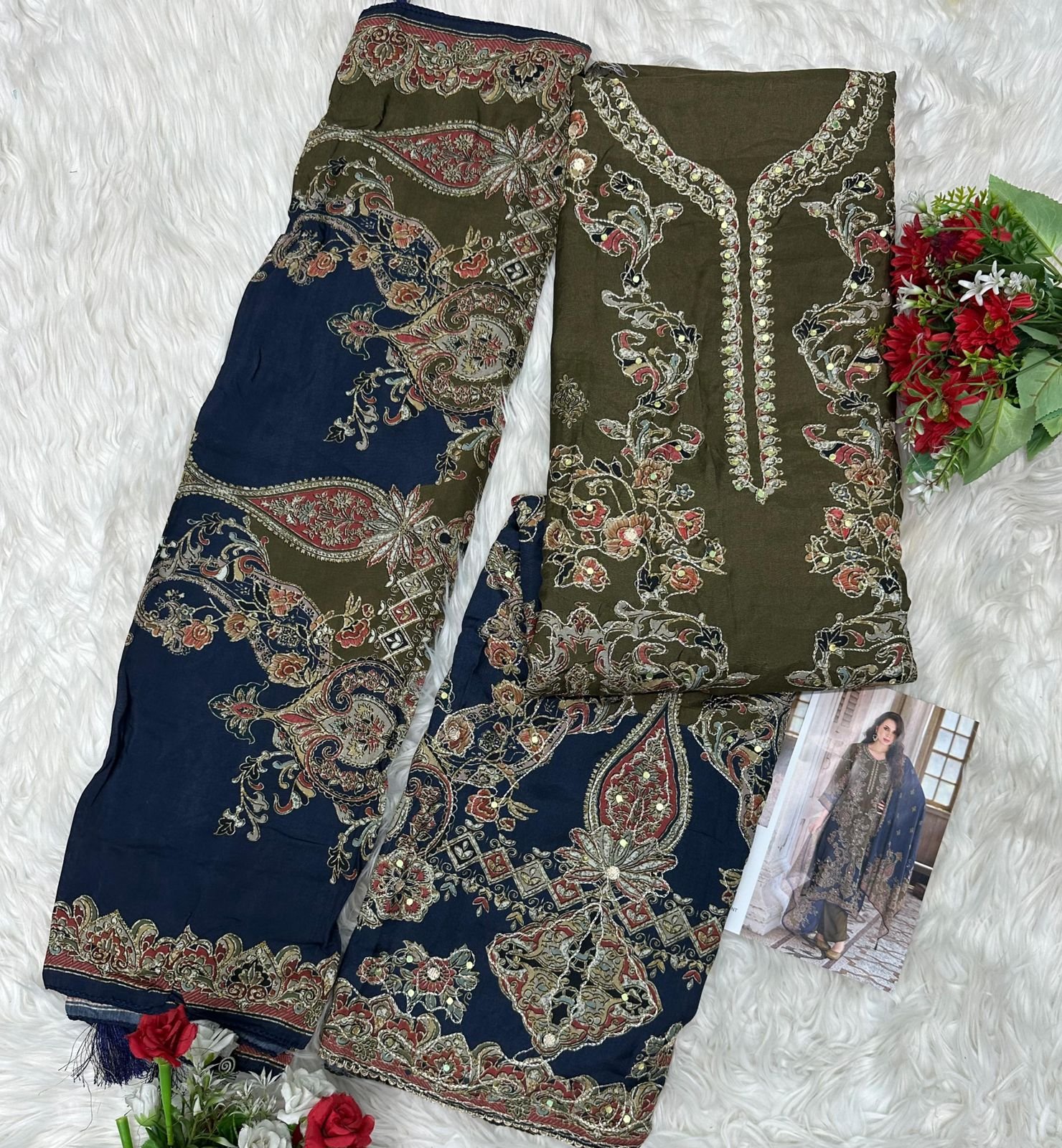 Pure viscous Maslin digital print with aari and hand work - Image 2