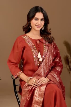 Alternative view of NEW Office/Collage/PARTY Wear Best Collection 3piece Kurti Pant Dupatta Set