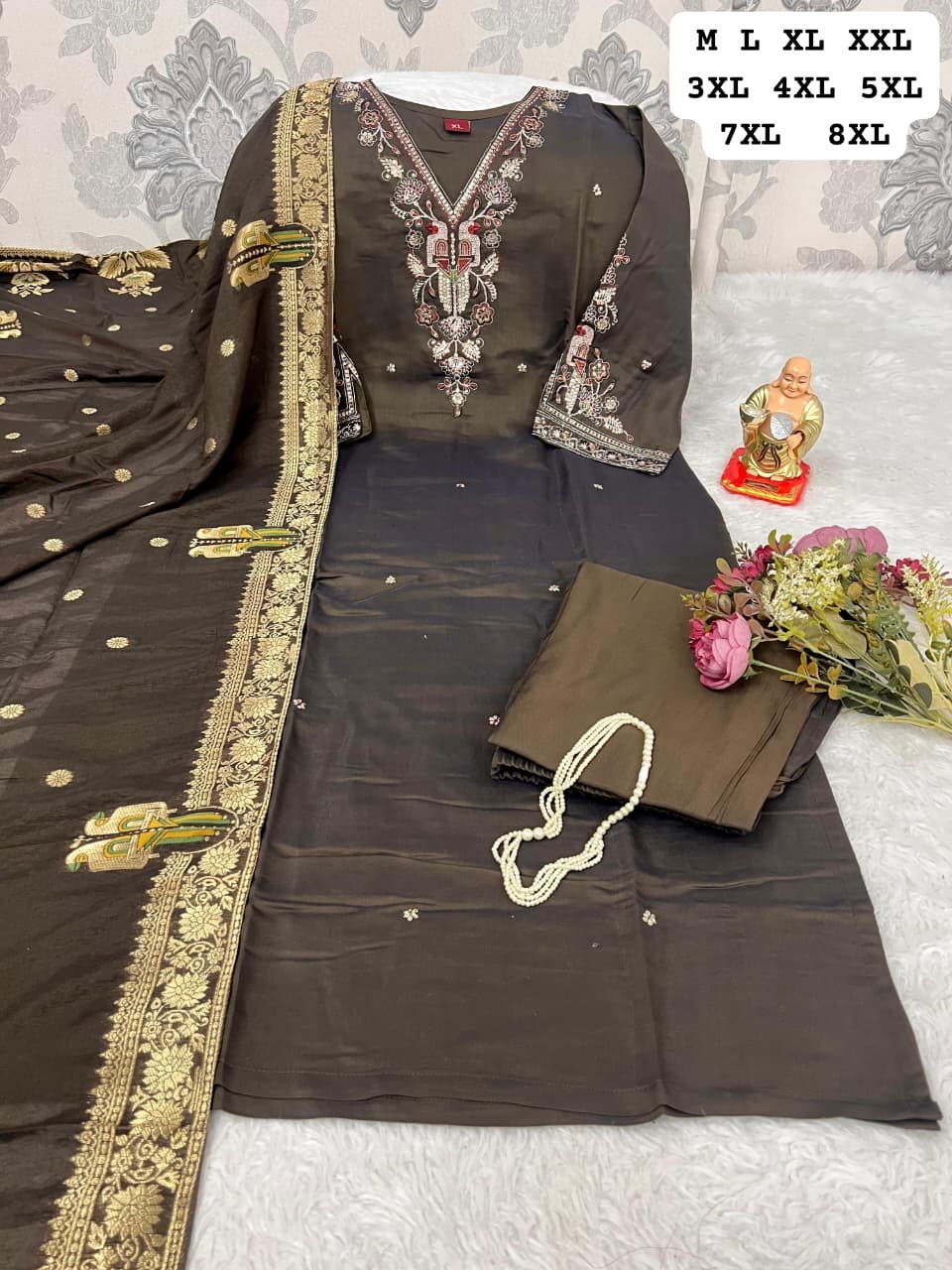 FESTIVE SPECIAL: The Royal Roman Silk Collection