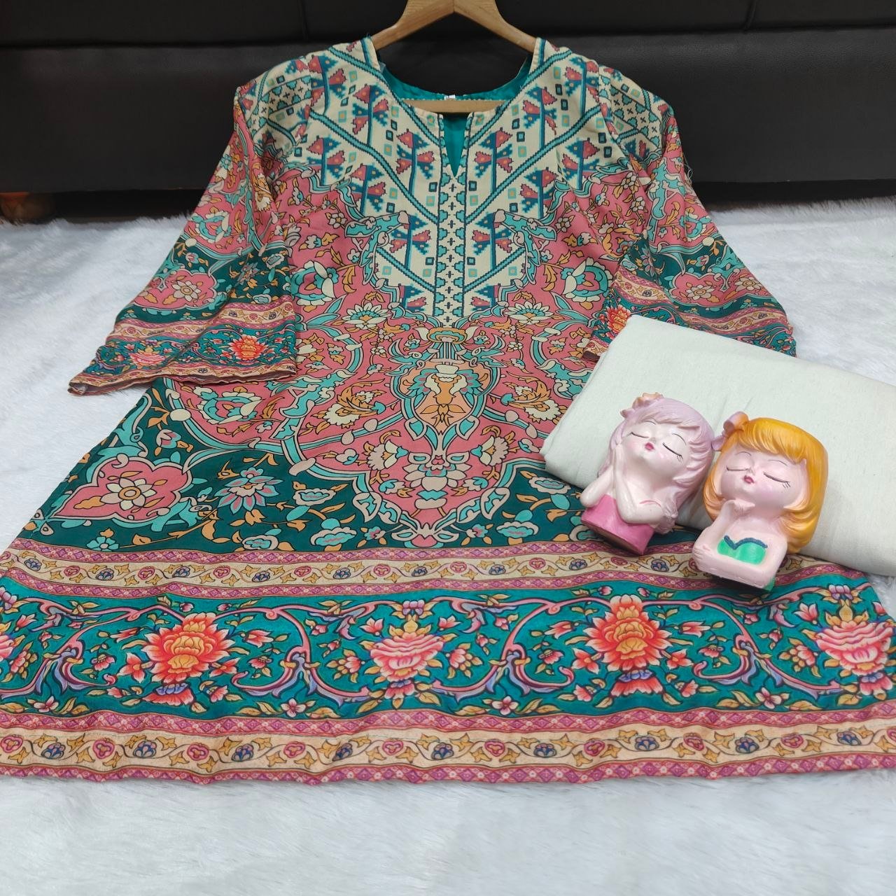 Step into effortless style with 2-piece digital printed co-ord set crafted from premium maslin fabric. - Image 2