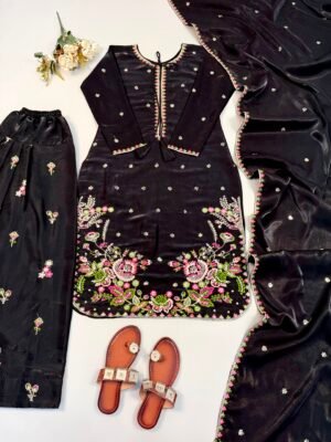 Alternative view of Category: Women’s Ethnic Wear