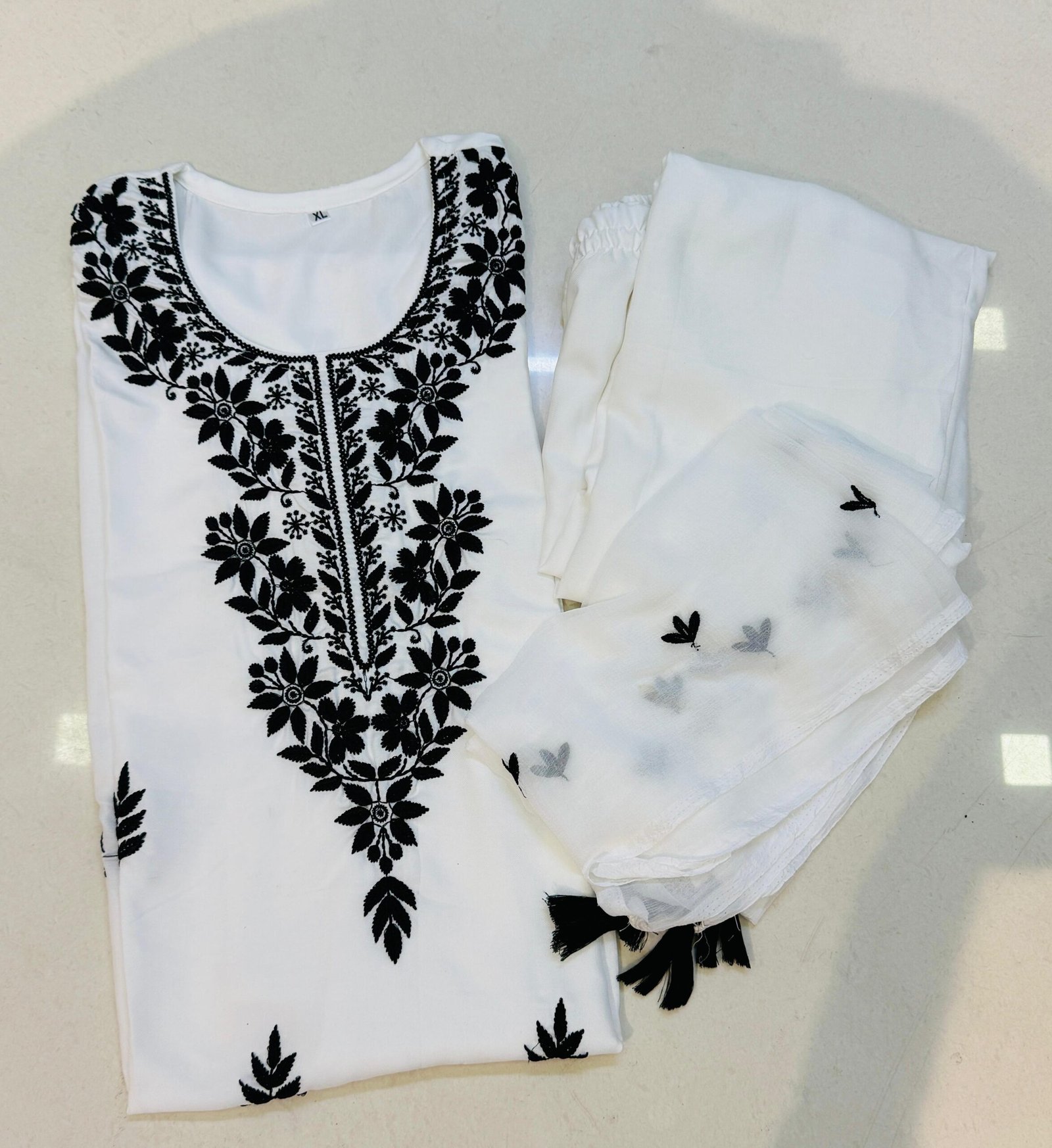 NEW HEAVY DESIGNER SUIT SET - Image 4