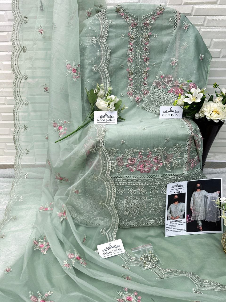 Heavy Organza With Heavy Embroidery & Hand Work - Image 4