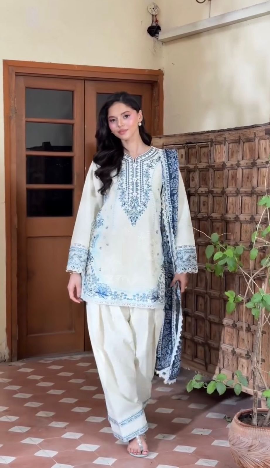 Launching New Đěsigner Party Wear Look Pur Satin Rayon Top & Farshi Palazzo With Dupatta set