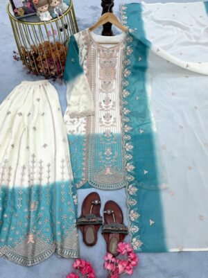 Alternative view of Launching New Đěsigner Party Wear Look Pur Heavy Dual Tone Peding Star Georgette Top Plazzo & Dupatta Set