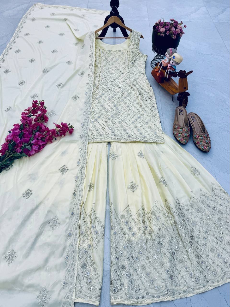 AK-Series New Designer Party Top Pallazo & Dupatta Set - Image 2